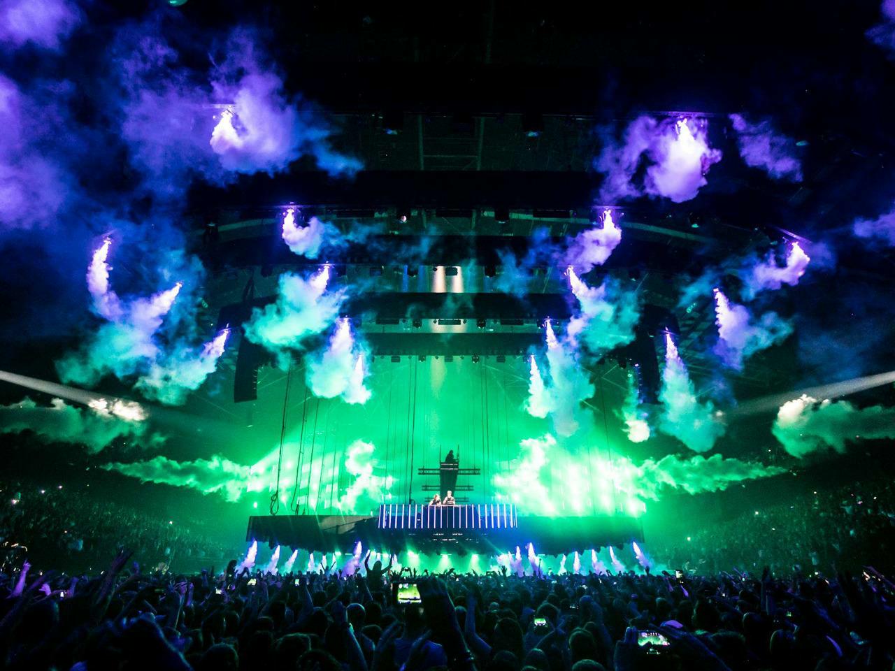 DIMITRI VEGAS & LIKE MIKE - Bringing the madness 2017